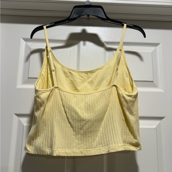 Old Navy Yellow Ribbed Sleeveless Camisole - Picture 3 of 4